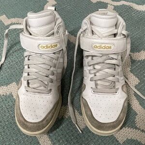 Adidas high tops Size 6